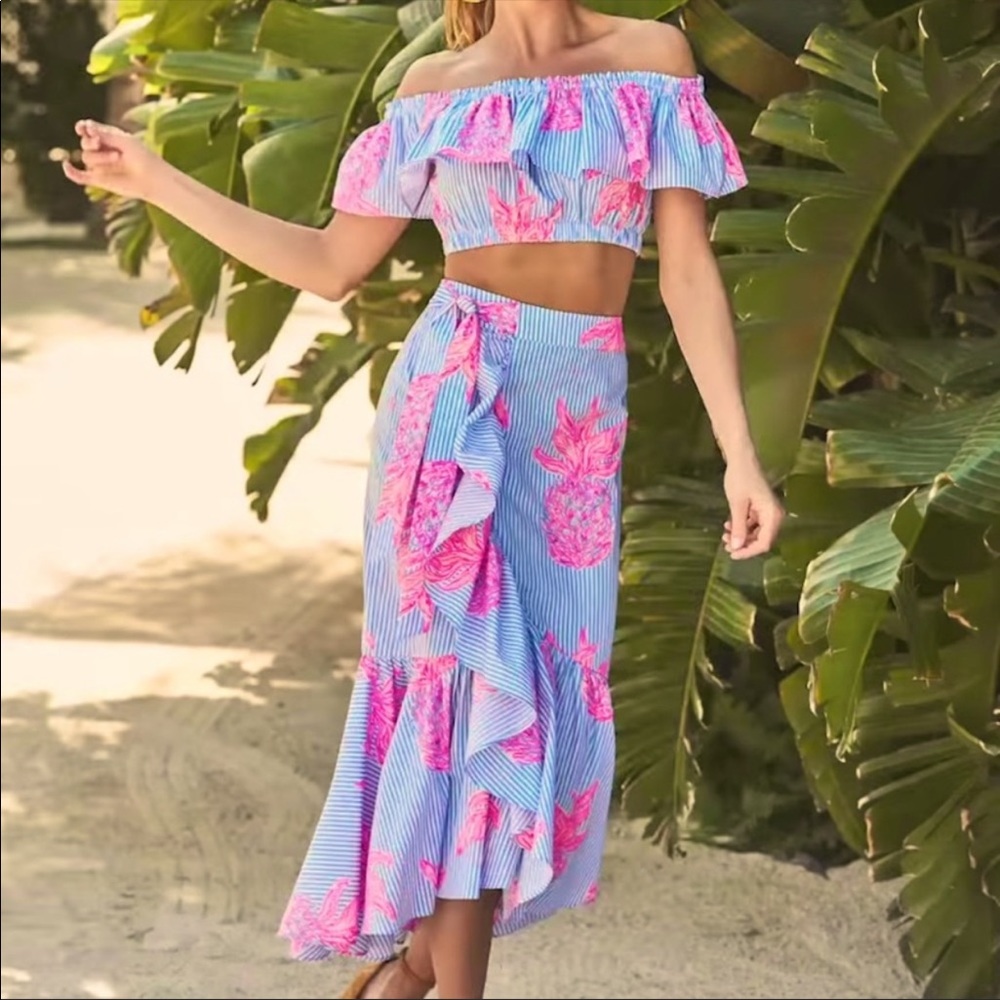 ISO lilly two piece ruffle set.